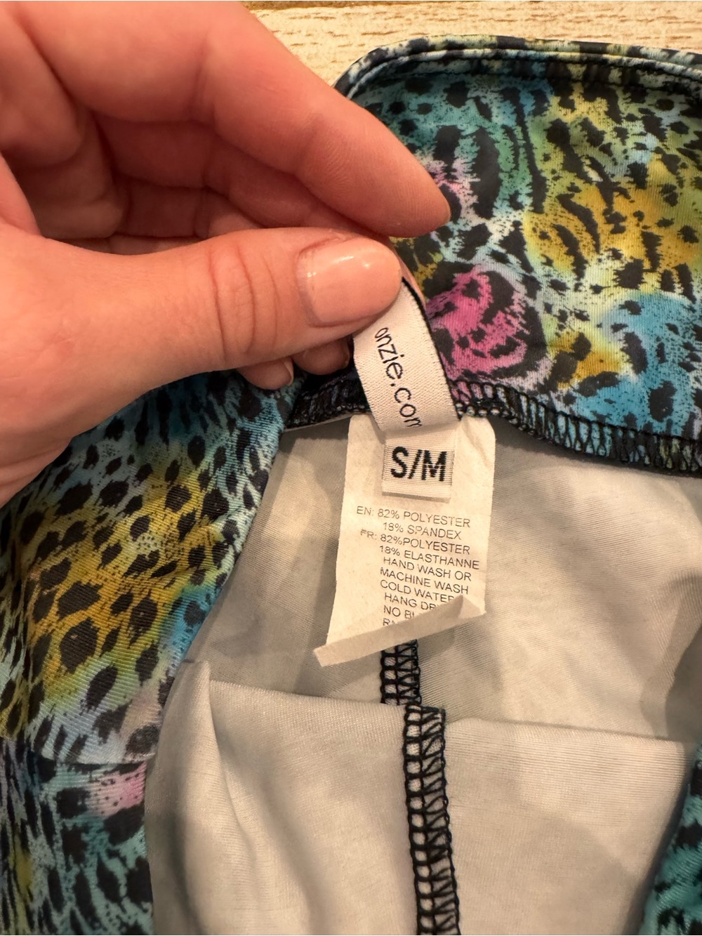 Onzie Multicolor Leopard Print Leggings - Picture 4 of 4